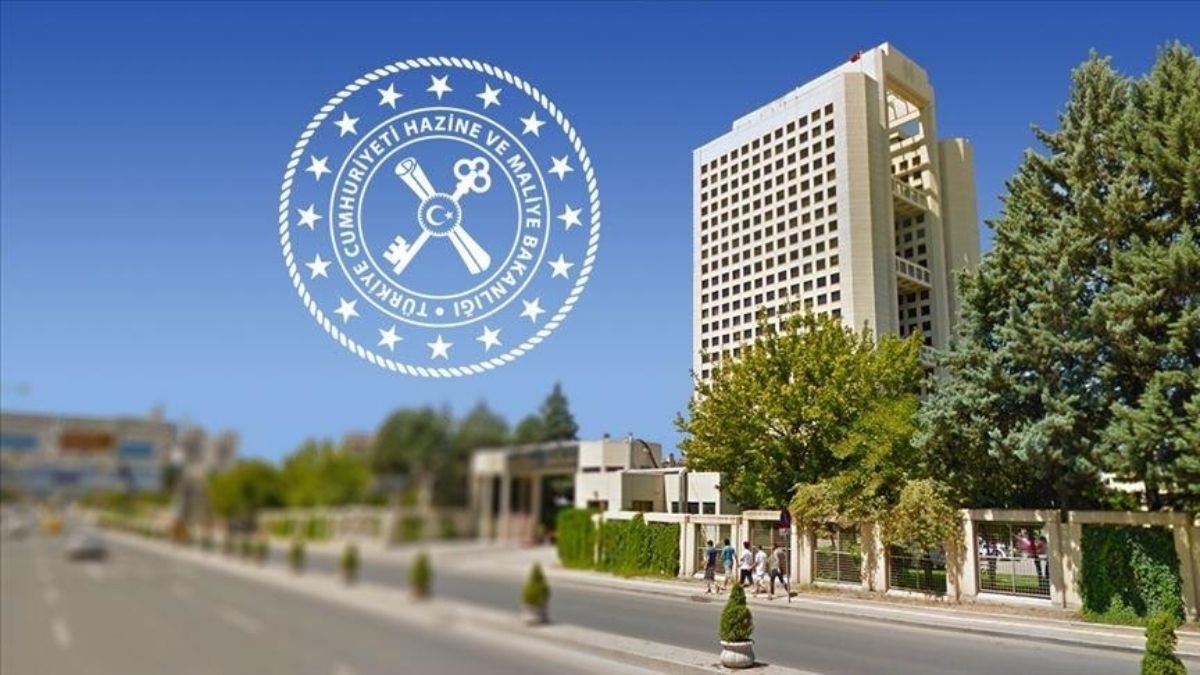 Hazine nakit dengesi temmuzda açık verdi